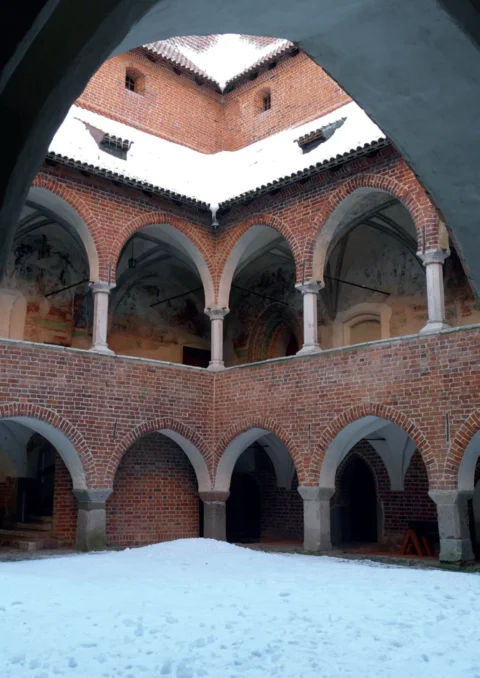 Dziedziniec
